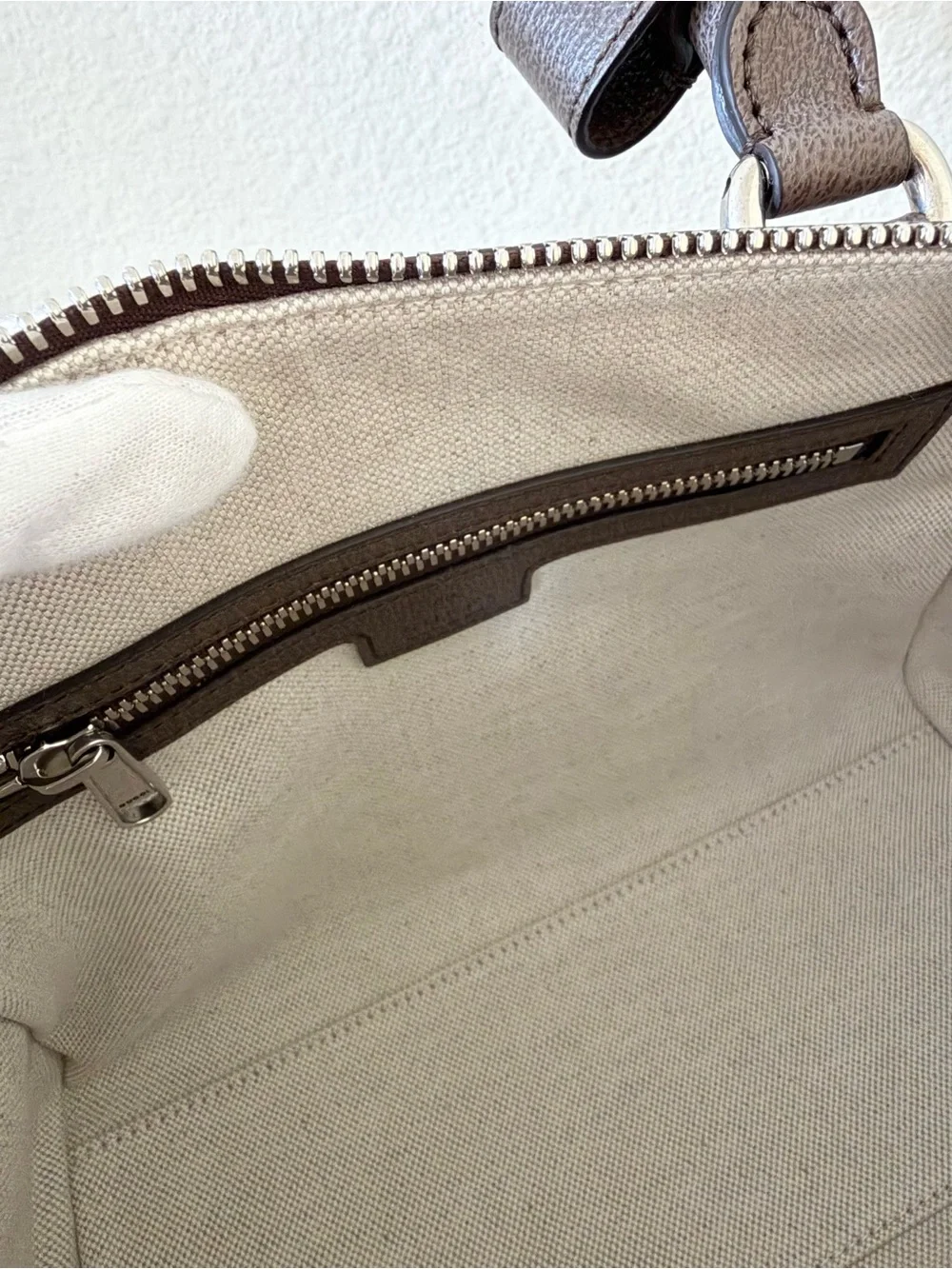 New Gucci GG Emblem pink camouflaged duffle travel crossbody handle medium bag,